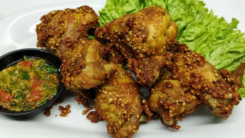 Menu Sahur Spesial Ayam Goreng Ketumbar & Tumis Kangkung