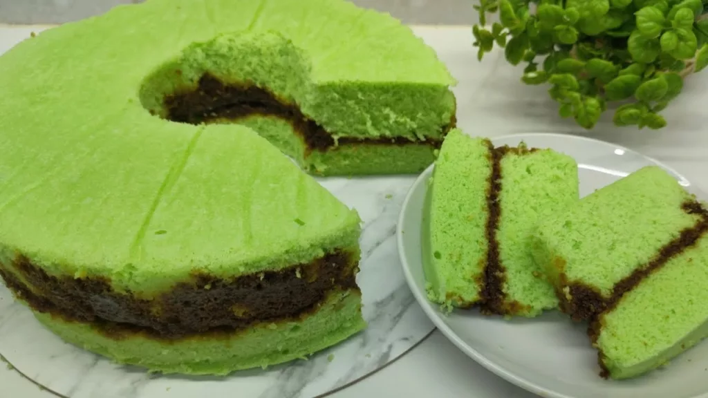 Resep Bolu Pandan Gula Jawa Super Lembut untuk Lebaran