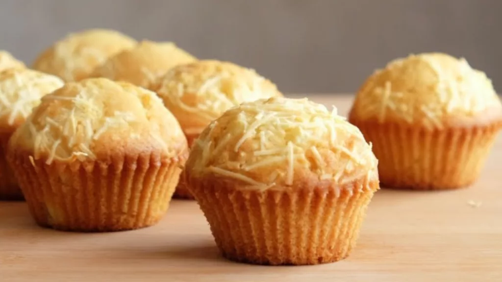 Resep Muffin Keju Tapioka Gurih dan Lembut